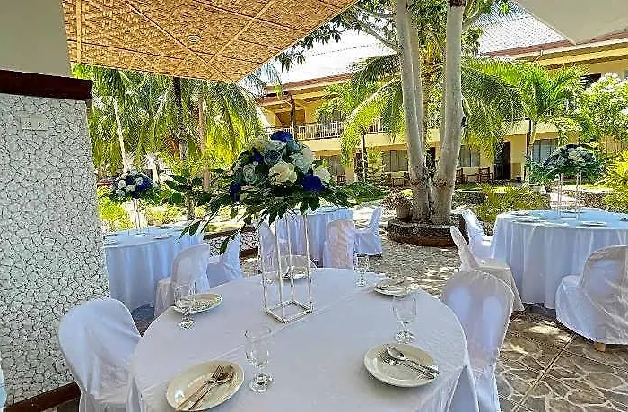 Azure Camotes 4*