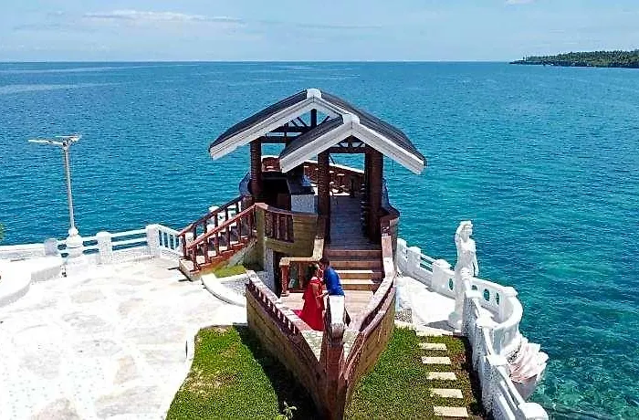 Отель Azure Camotes 4*