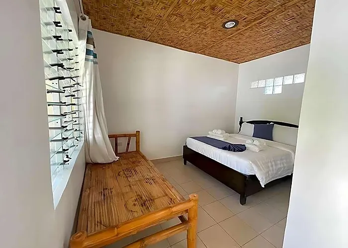 Отель Azure Camotes 4*