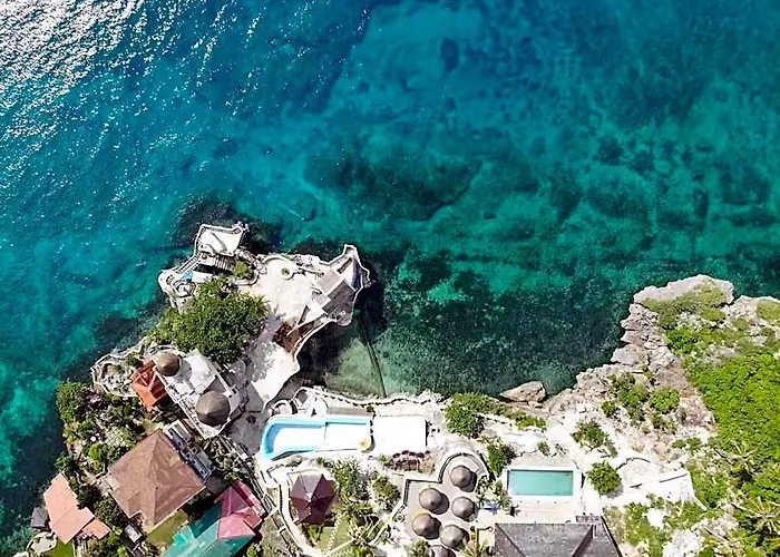 Azure Camotes 4*